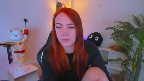 gingerr_pie online show from October 2025 06:51:01 PM