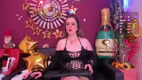 Ginna online show from December 2024 12:09:02 PM