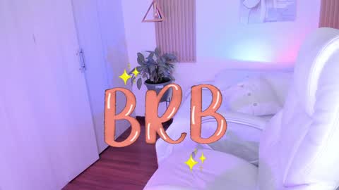 Snapshot of ginnywett chatting on January 2025 05:41:01 PM Kendall online show from January 2025 05:41:01 PM