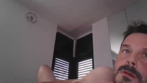 Snapshot of gio_021 chatting on October 2025 03:10:02 PM gio_021 online show from October 2025 03:10:02 PM