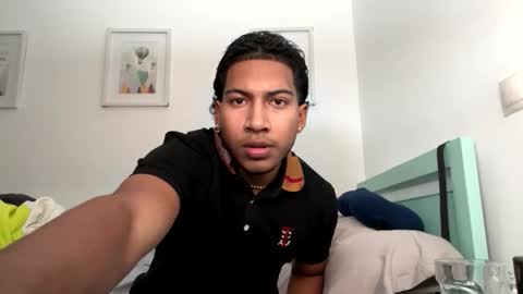 giraldosan320 online show from October 2025 02:29:01 PM