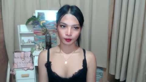 Aisha online show from September 2025 12:18:01 PM