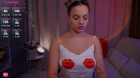 Kate online show from February 2025 06:55:01 PM