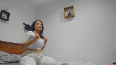girl_sweet09 online show from October 2025 10:29:02 PM