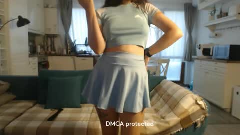 Girlfriend online show from September 2025 03:01:01 PM