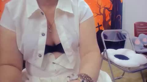 Snapshot of girlhanoi chatting on November 2025 12:59:02 PM girlhanoi online show from November 2025 12:59:02 PM