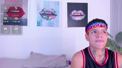 Snapshot of girls_inlove chatting on October 2025 11:42:01 AM girls_inlove online show from October 2025 11:42:01 AM