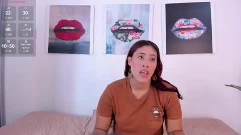 Snapshot of girls_inlove chatting on November 2025 12:06:01 PM girls_inlove online show from November 2025 12:06:01 PM