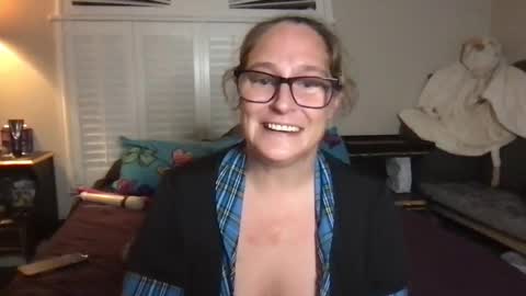 Girls Have Fun Too online show from September 2025 02:44:01 AM