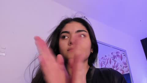    online show from January 2025 06:02:02 PM