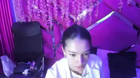 Snapshot of gisell_squirt chatting on October 2025 11:52:02 AM gisell_squirt online show from October 2025 11:52:02 AM