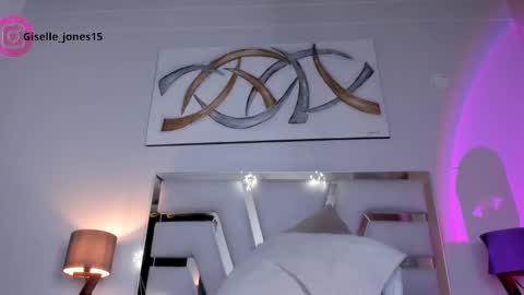 Giselle online show from December 2024 02:00:01 PM