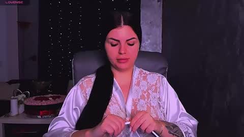 Snapshot of giulyalust chatting on November 2025 04:34:02 AM Giulia online show from November 2025 04:34:02 AM