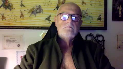 Snapshot of giutomma930394 chatting on October 2025 11:31:02 PM giutomma930394 online show from October 2025 11:31:02 PM