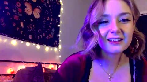 givemesweetdreams online show from March 2025 04:27:02 AM