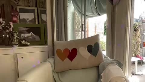 Snapshot of gl1tter_barbie chatting on September 2025 10:27:01 AM Gl1tter Barbie online show from September 2025 10:27:01 AM