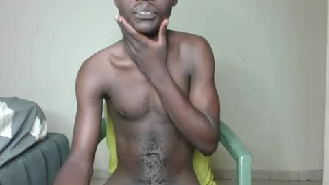 Snapshot of glane_ chatting on October 2025 01:19:01 PM James online show from October 2025 01:19:01 PM