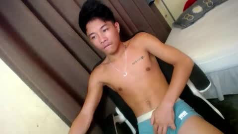glenndou_daxs online show from October 2025 11:37:02 PM