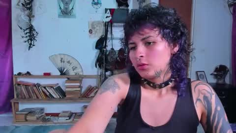 Snapshot of glitch_doll chatting on October 2025 03:46:02 PM NYX online show from October 2025 03:46:02 PM