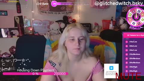 Glitch online show from January 2025 02:53:01 AM