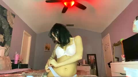 glitterglitterxo online show from September 2025 02:13:02 AM