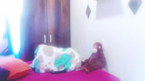 gloriawhitte7 online show from February 2025 04:03:02 PM