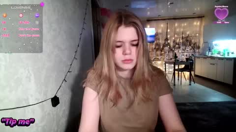  Roxy  online show from January 2025 04:11:02 PM