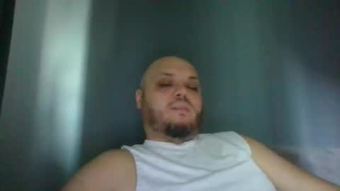 Snapshot of glusgan chatting on October 2025 08:09:02 AM Your boy online show from October 2025 08:09:02 AM