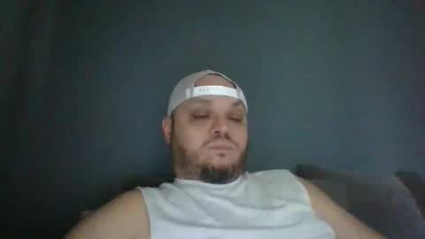 Snapshot of glusgan chatting on October 2025 09:38:02 AM Your boy online show from October 2025 09:38:02 AM