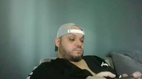 Snapshot of glusgan chatting on October 2025 10:02:01 AM Your boy online show from October 2025 10:02:01 AM