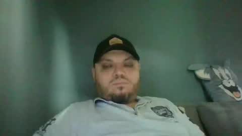 Snapshot of glusgan chatting on October 2025 09:20:01 AM Your boy online show from October 2025 09:20:01 AM