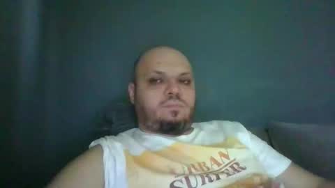 Snapshot of glusgan chatting on November 2025 09:31:01 AM Your boy online show from November 2025 09:31:01 AM