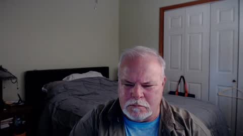 Snapshot of gmctruckguy chatting on September 2025 06:31:02 PM gmctruckguy online show from September 2025 06:31:02 PM