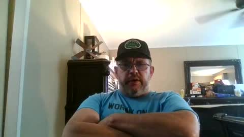 IDKIDCIDGAF online show from October 2025 07:55:01 PM