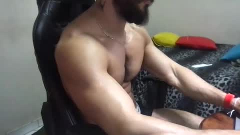 god hunkules online show from February 2025 06:20:02 PM