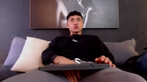 steven online show from December 2024 06:41:01 PM