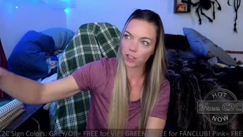 Snapshot of goddess_of_mars chatting on December 2024 07:15:02 PM Patricia Mars Goddess of Mars twitter thegoddessmindy online show from December 2024 07:15:02 PM