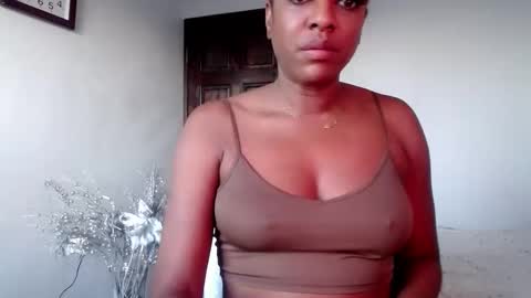 Snapshot of goddess_xandra_xquisite chatting on January 2025 11:52:01 AM Xandra The Goddess online show from January 2025 11:52:01 AM