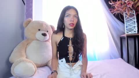 Julieta online show from January 2025 06:59:02 PM