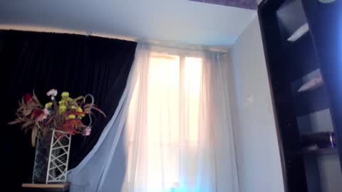 Julieta online show from January 2025 10:34:01 PM