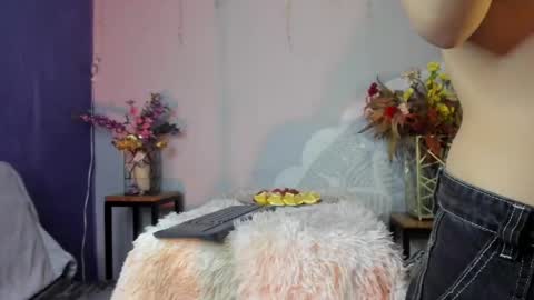 Julieta online show from February 2025 07:21:01 PM