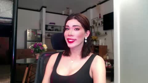Eva online show from December 2024 11:01:02 PM