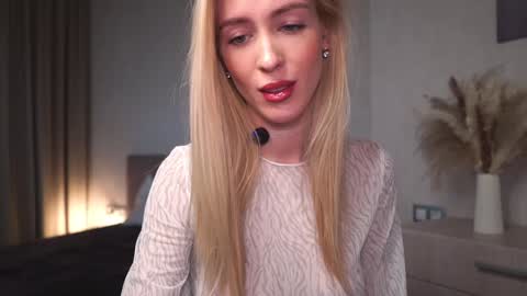 Olivia online show from December 2024 06:14:02 AM