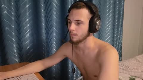 Snapshot of golden_boyyy21 chatting on October 2025 02:06:02 PM Golden boyyy21 online show from October 2025 02:06:02 PM