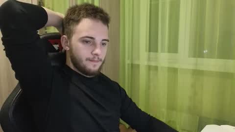 Snapshot of golden_boyyy21 chatting on December 2025 03:07:02 PM Golden boyyy21 online show from December 2025 03:07:02 PM