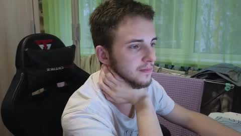 Snapshot of golden_boyyy21 chatting on December 2025 11:49:02 AM Golden boyyy21 online show from December 2025 11:49:02 AM