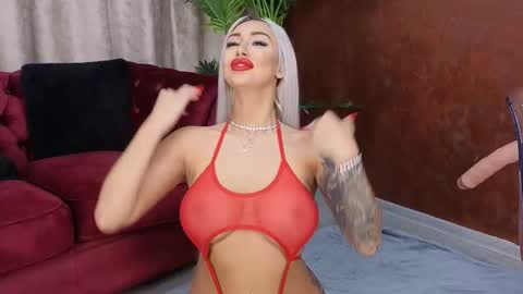 Snapshot of goldenamberx chatting on February 2025 05:37:01 AM GoldenAmberX online show from February 2025 05:37:01 AM