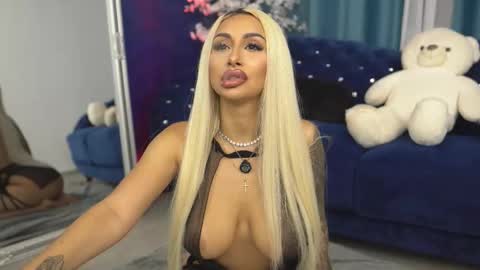 Snapshot of goldenamberx chatting on September 2025 07:15:02 PM GoldenAmberX online show from September 2025 07:15:02 PM