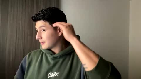 goldenknight33 online show from October 2025 04:17:02 PM