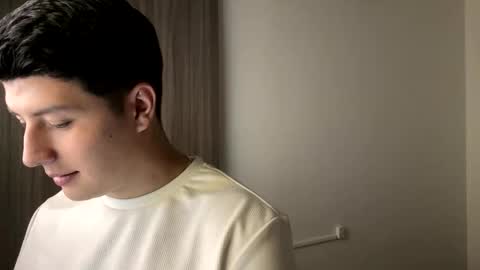 goldenknight33 online show from October 2025 04:36:02 PM